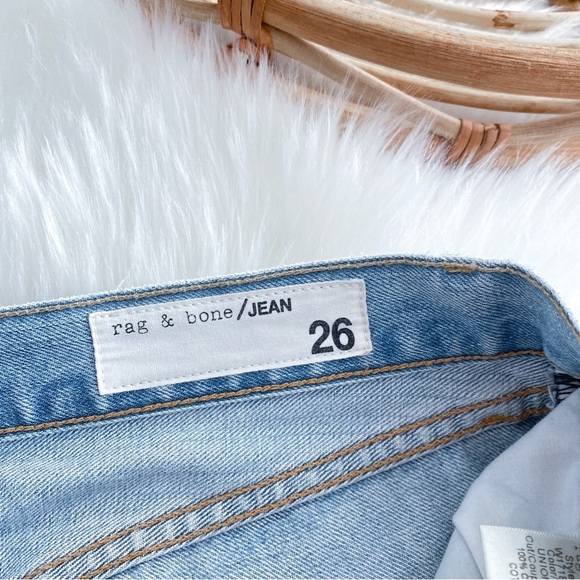 Rag & Bone Marilyn Jean in Union Pool Light Blue Distressed Raw Hem Fray 26 - Picture 7 of 13
